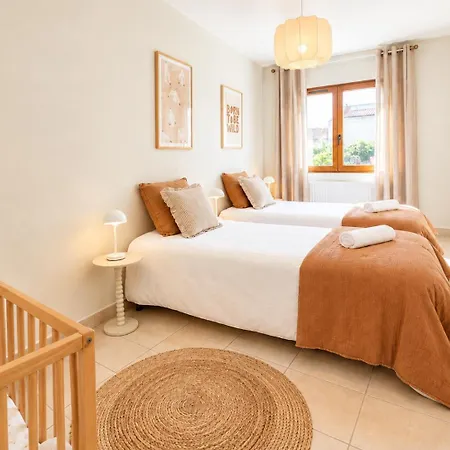 Holiday home Le Cocon De T3 La Seguiniere